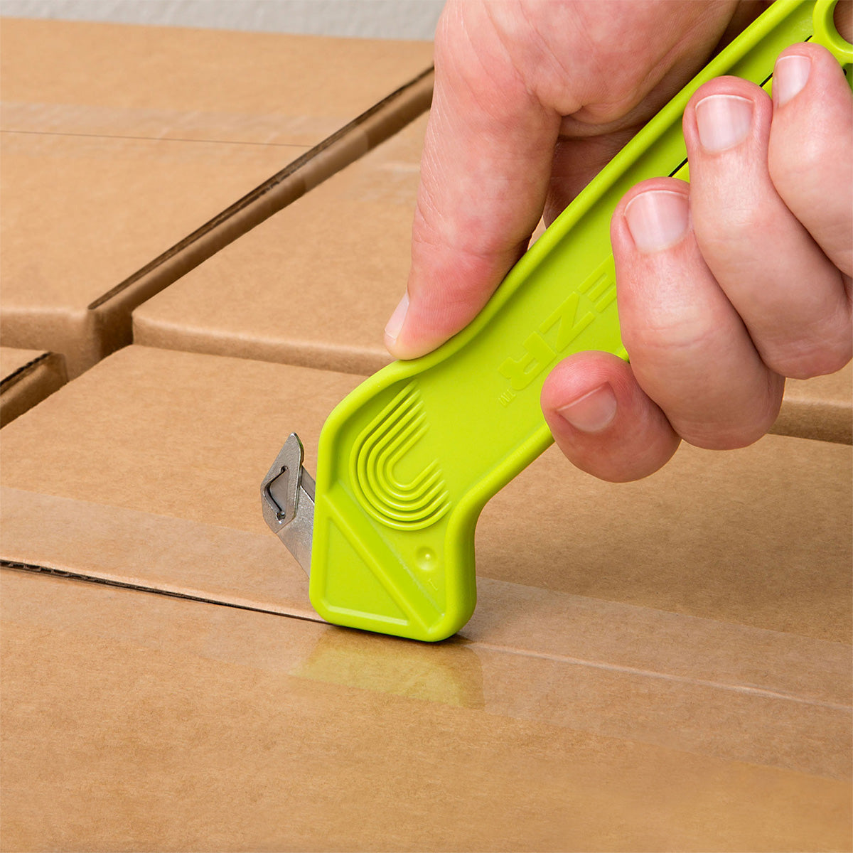 Cutter EZR Hoja Oculta y Intercambiable