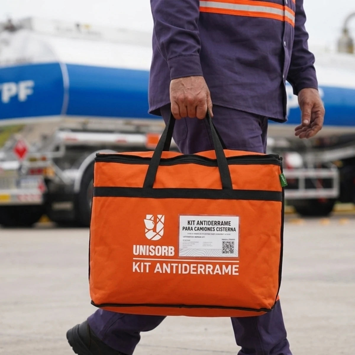 Kit Unisorb para Camiones Cisterna en Uso